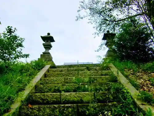 温泉神社(佐良土)(栃木県)