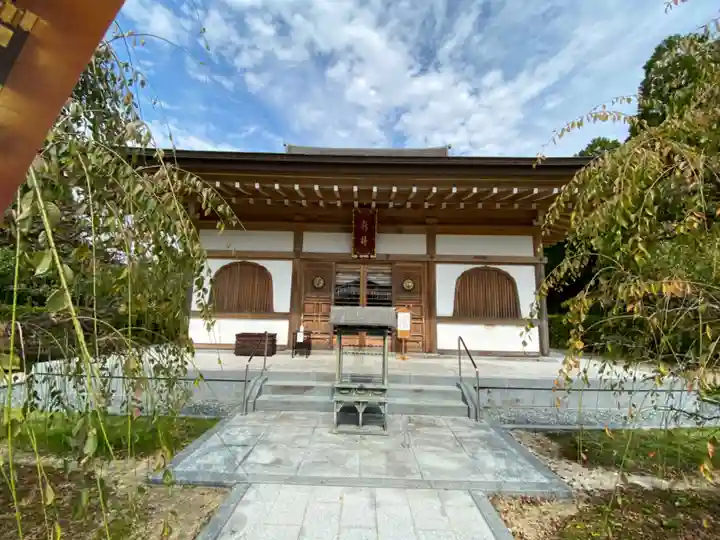 妙法寺の本殿・本堂