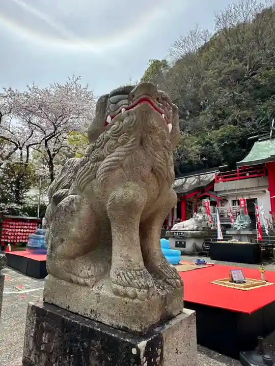 徳島眉山天神社の狛犬