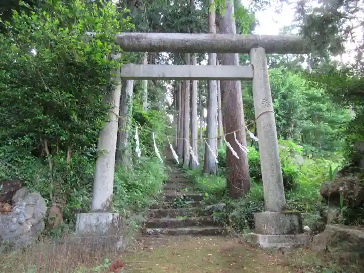 秋波神社の鳥居