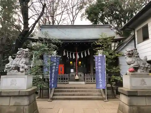 神明氷川神社の本殿