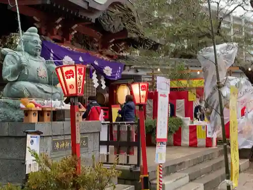 平塚三嶋神社の像