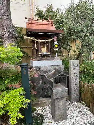 高津山 報恩院の末社・摂社