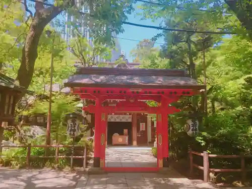 愛宕神社の山門