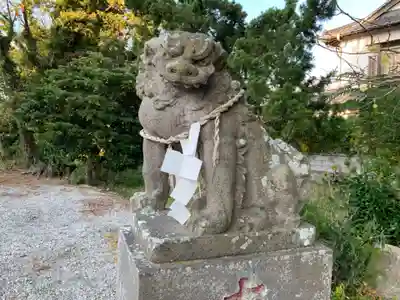 八幡神社の狛犬