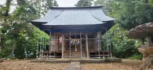 神明神社の本殿