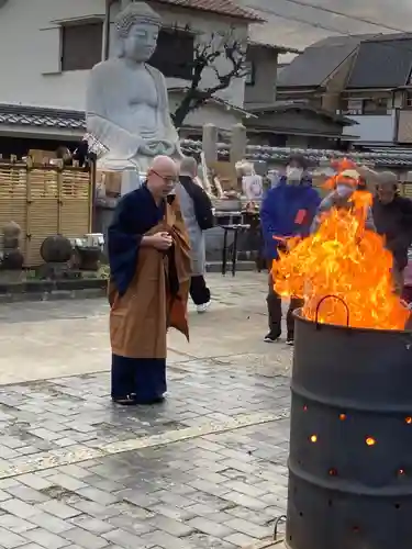 遠照山 光明寺（尼崎大仏）(兵庫県)