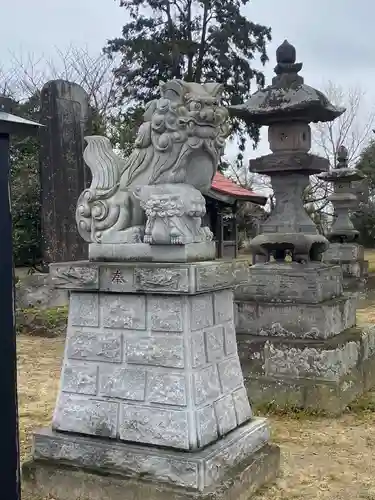 千勝神社の狛犬