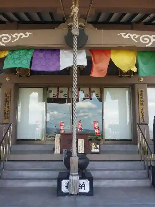 弥勒寺の本殿・本堂