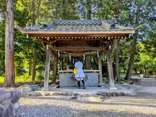 八幡社（柏井町）の手水舎