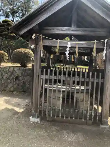 御釜神社の建物その他