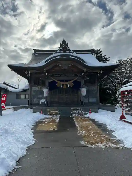 諏訪神社の本殿・本堂