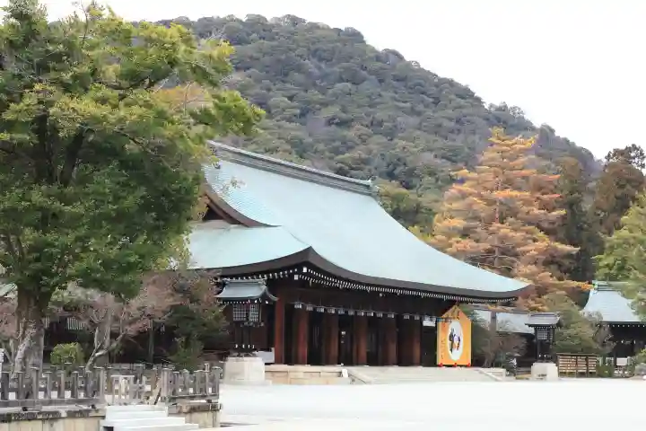 橿原神宮の{uncategorized: "未分類", other: "その他", undefined: "問題あり", building: "その他建物", grave: "お墓", sacred_gate: "鳥居", guardian: "狛犬", statue: "像", buddha: "仏像", history: "歴史", nature: "自然", garden: "庭園", animal: "動物", pagoda: "塔", temizu: "手水舎", mountain_gate: "山門・神門", sanctuary: "本殿・本堂", subordinate: "末社・摂社", art: "芸術", scenery: "景色", jizo: "地蔵", ema: "絵馬", goshuin: "御朱印", omikuji: "おみくじ", items: "授与品その他", amulet: "お守り", goshuincho: "御朱印帳", eats: "食事", festival: "お祭り", votive_dance: "神楽", shichigosan: "七五三参", wedding: "結婚式", experience: "体験その他", initially: "初詣", around: "周辺", anti_infection: "感染症対策"}