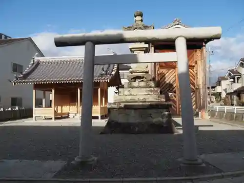 神明神社の鳥居