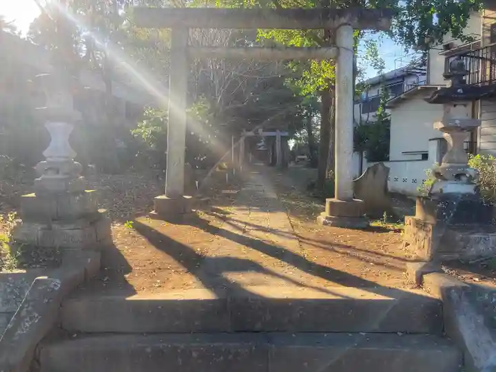 久伊豆神社の鳥居