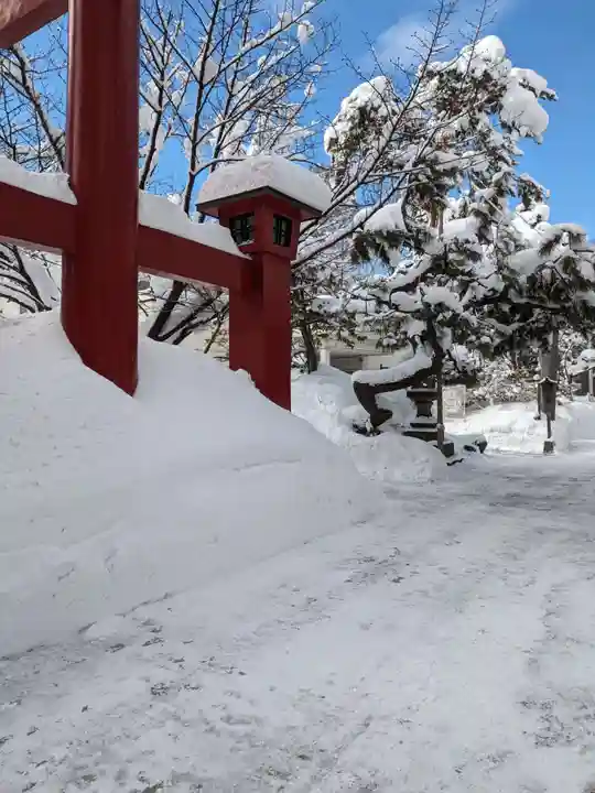 彌彦神社 (伊夜日子神社)の庭園