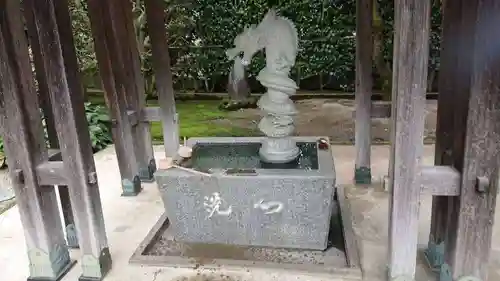 龍泉寺(龍頭不動尊)の手水舎