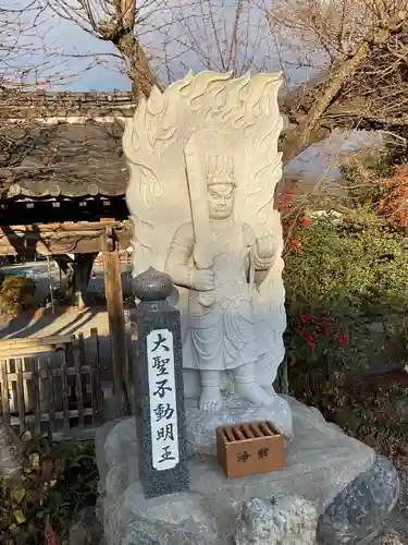 永福寺　童子堂の仏像