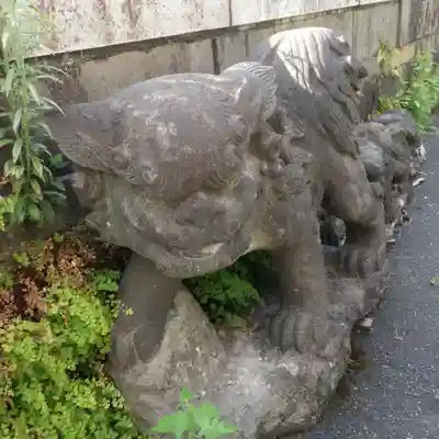 開運出世稲荷(延命院境内社)の狛犬