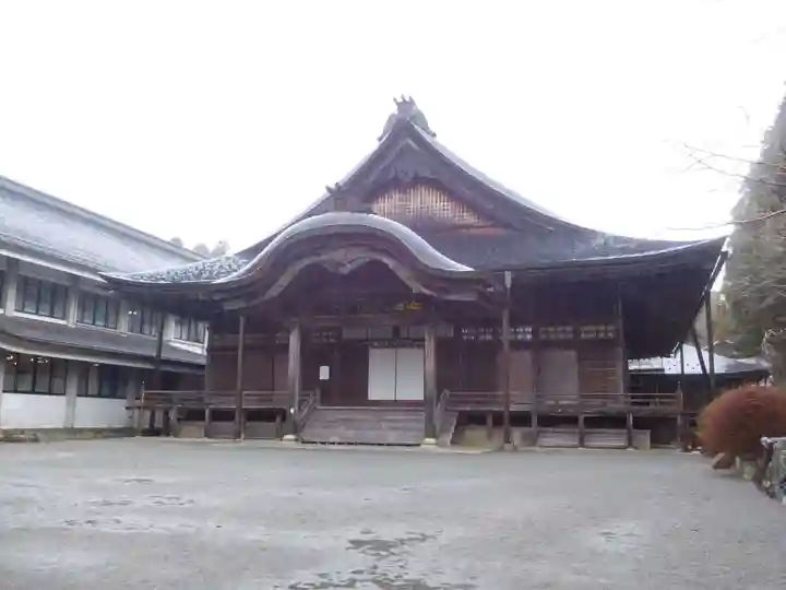 高野山大師教会の本殿・本堂