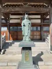 医王寺の像