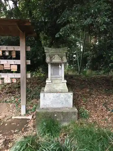 二宮赤城神社の末社