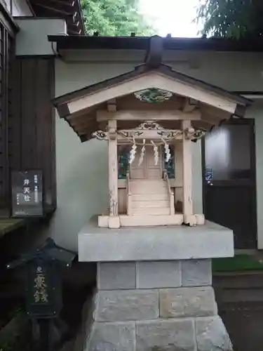 田無神社の末社