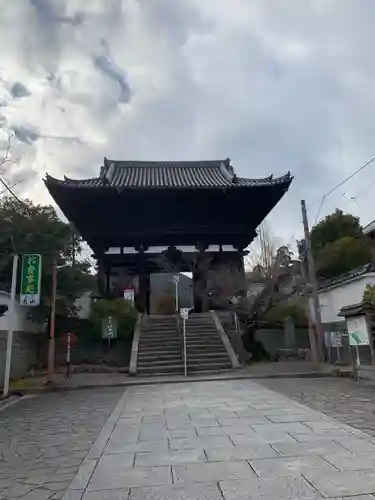當麻寺の山門・神門