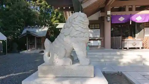 皇大神宮（烏森神社）の狛犬