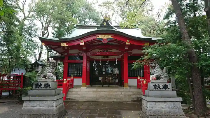 赤堤六所神社の本殿・本堂