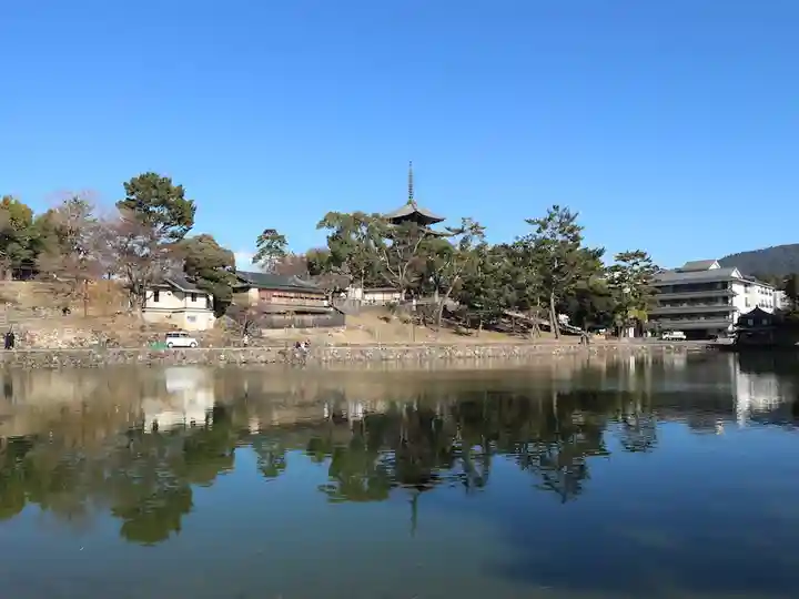御霊神社の周辺