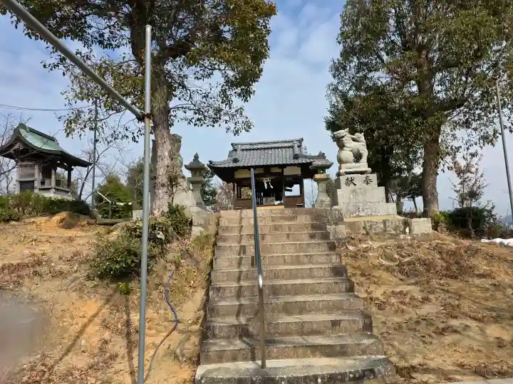 龍田神社の{uncategorized: "未分類", other: "その他", undefined: "問題あり", building: "その他建物", grave: "お墓", sacred_gate: "鳥居", guardian: "狛犬", statue: "像", buddha: "仏像", history: "歴史", nature: "自然", garden: "庭園", animal: "動物", pagoda: "塔", temizu: "手水舎", mountain_gate: "山門・神門", sanctuary: "本殿・本堂", subordinate: "末社・摂社", art: "芸術", scenery: "景色", jizo: "地蔵", ema: "絵馬", goshuin: "御朱印", omikuji: "おみくじ", items: "授与品その他", amulet: "お守り", goshuincho: "御朱印帳", eats: "食事", festival: "お祭り", votive_dance: "神楽", shichigosan: "七五三参", wedding: "結婚式", experience: "体験その他", initially: "初詣", around: "周辺", anti_infection: "感染症対策"}