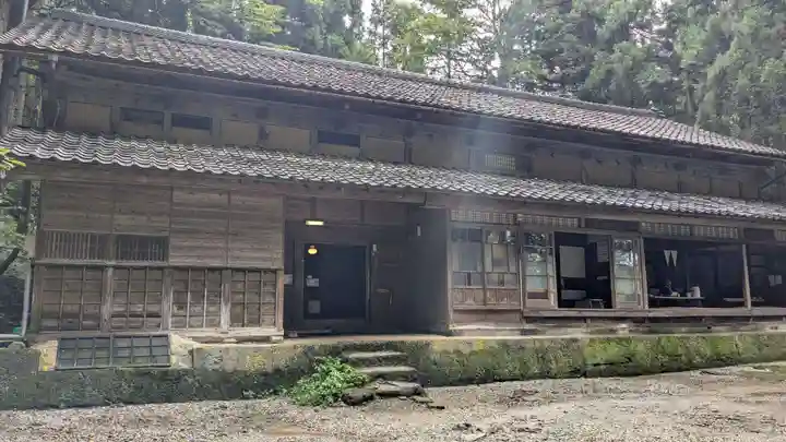 日石寺の周辺
