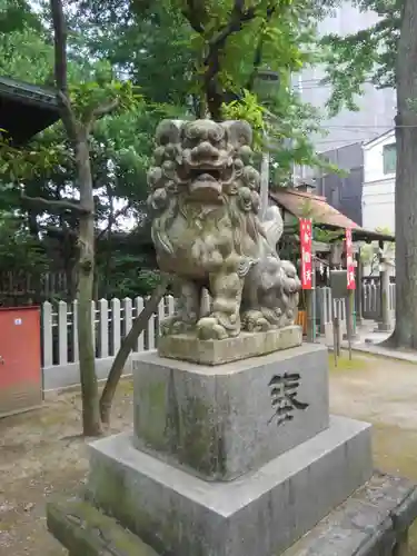 仲町氷川神社の狛犬