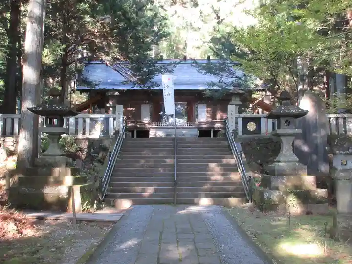 赤城神社(三夜沢町)の本殿・本堂