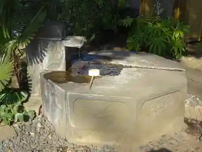 宗仲寺の手水舎