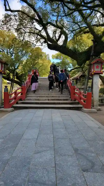 太宰府天満宮の{uncategorized: "未分類", other: "その他", undefined: "問題あり", building: "その他建物", grave: "お墓", sacred_gate: "鳥居", guardian: "狛犬", statue: "像", buddha: "仏像", history: "歴史", nature: "自然", garden: "庭園", animal: "動物", pagoda: "塔", temizu: "手水舎", mountain_gate: "山門・神門", sanctuary: "本殿・本堂", subordinate: "末社・摂社", art: "芸術", scenery: "景色", jizo: "地蔵", ema: "絵馬", goshuin: "御朱印", omikuji: "おみくじ", items: "授与品その他", amulet: "お守り", goshuincho: "御朱印帳", eats: "食事", festival: "お祭り", votive_dance: "神楽", shichigosan: "七五三参", wedding: "結婚式", experience: "体験その他", initially: "初詣", around: "周辺", anti_infection: "感染症対策"}