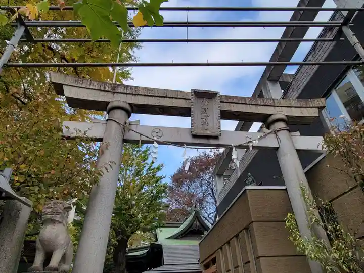 小野照崎神社の鳥居