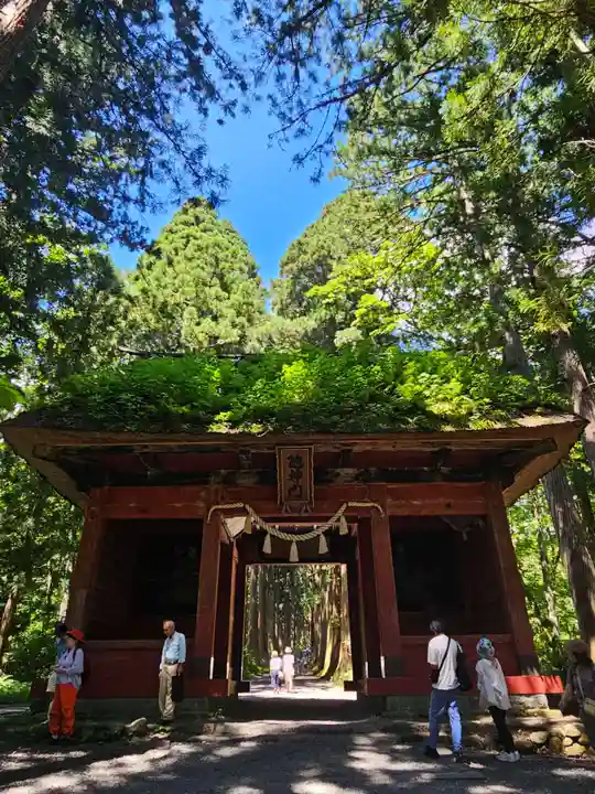 戸隠神社奥社の山門・神門