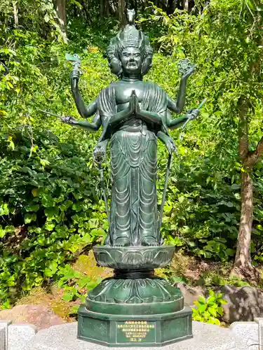 青龍寺(昭和大仏)(青森県)