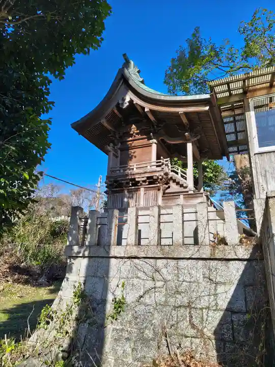 尾津神社(小山)の本殿・本堂