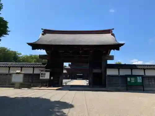 瑞龍寺の山門・神門