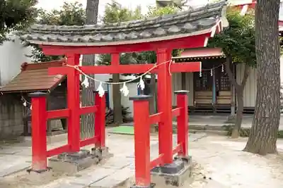男衾厳島神社の鳥居