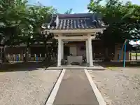 神明社の手水舎