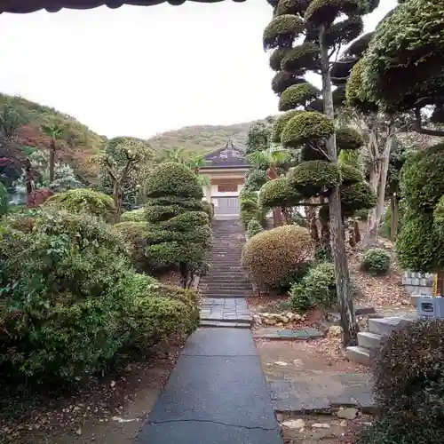 清雲寺の庭園