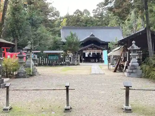 大和神社の本殿