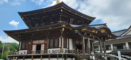 西方寺の本殿・本堂