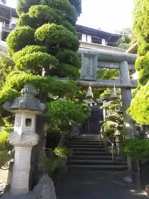 石槌大権現のその他建物