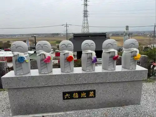 埼玉厄除け開運大師・龍泉寺（切り絵御朱印発祥の寺）(埼玉県)