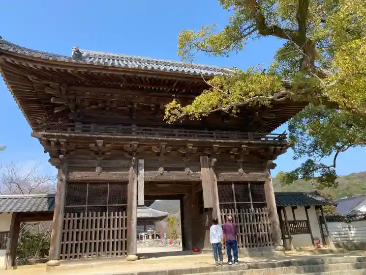 周防国分寺の{uncategorized: "未分類", other: "その他", undefined: "問題あり", building: "その他建物", grave: "お墓", sacred_gate: "鳥居", guardian: "狛犬", statue: "像", buddha: "仏像", history: "歴史", nature: "自然", garden: "庭園", animal: "動物", pagoda: "塔", temizu: "手水舎", mountain_gate: "山門・神門", sanctuary: "本殿・本堂", subordinate: "末社・摂社", art: "芸術", scenery: "景色", jizo: "地蔵", ema: "絵馬", goshuin: "御朱印", omikuji: "おみくじ", items: "授与品その他", amulet: "お守り", goshuincho: "御朱印帳", eats: "食事", festival: "お祭り", votive_dance: "神楽", shichigosan: "七五三参", wedding: "結婚式", experience: "体験その他", initially: "初詣", around: "周辺", anti_infection: "感染症対策"}